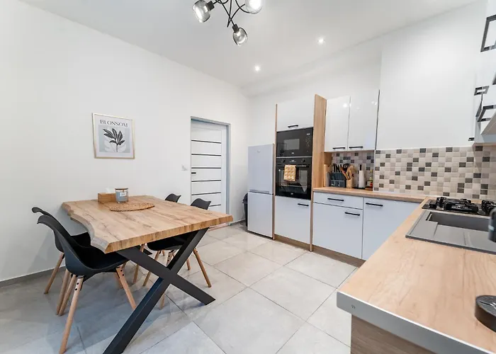 Rezidence Mahenova 1 *