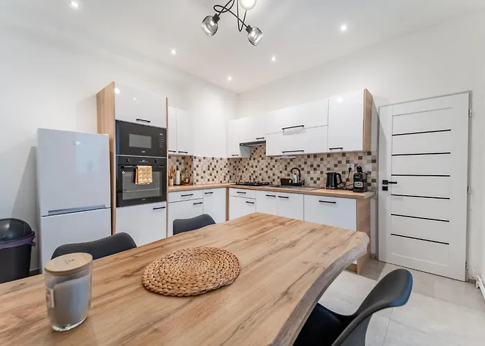 Rezidence Mahenova 1 *